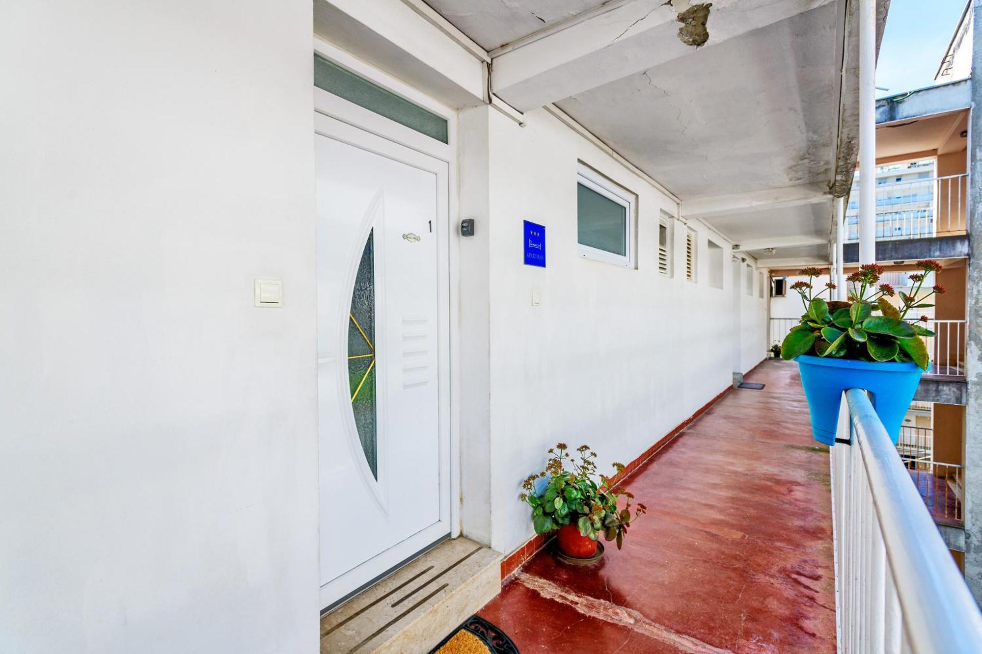 Fancy Apartment - Near The Zadar Bridge Exterior foto
